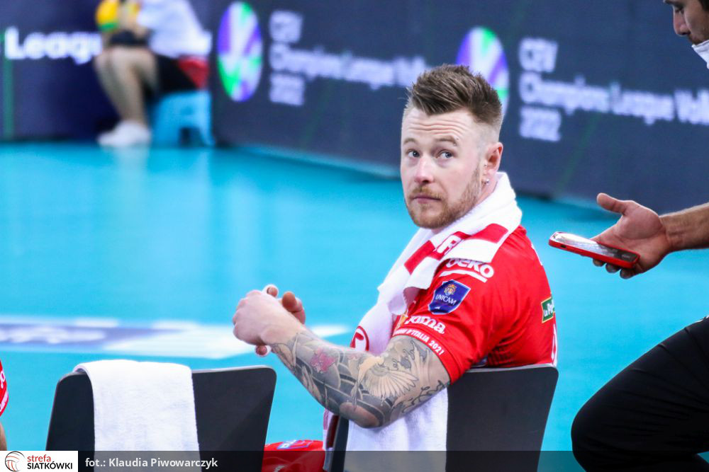 Zaytsev zostawił partnera na… piasku