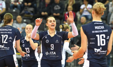 Kolejna siatkarka powiedziała pas