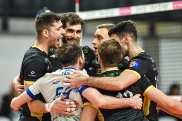 Gdzie oglądać Skra Bełchatów – Asseco Resovia? Transmisja TV, online i na żywo