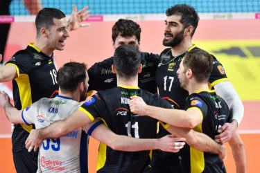 PlusLiga. Po sezonie wraca do Polski! PGE GiEK Skra Bełchatów będzie miała nowego atakującego?