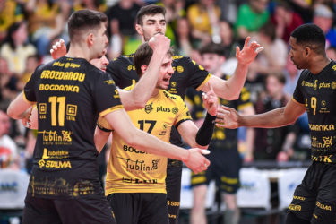 PlusLiga. Niespodzianka i szybkie 3:0 w pierwszym meczu finałowym!