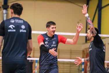 Miał iść w ślady Roberta Lewandowskiego. Jest jak Bartosz Kurek, choć sam uspokaja nastroje