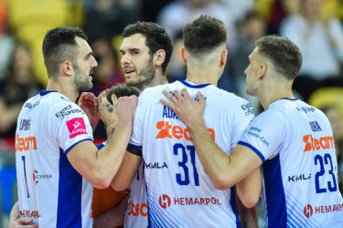 Transfery: Wprowadził klub do PlusLigi i zostaje na szósty sezon