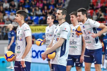 PlusLiga. Kolejny przyjmujący zostaje w ZAKSIE