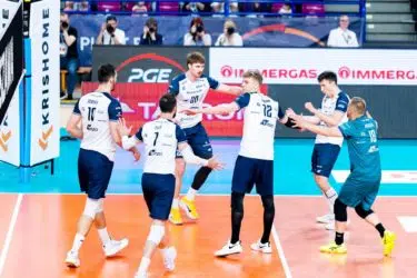 PlusLiga. Trzy punkty zostają w Warszawie. Dobry występ beniaminka ligi