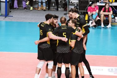 Gdzie oglądać PGE Skra Bełchatów – ZAKSA Kędzierzyn-Koźle?