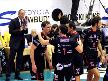 Norwid z nowym trenerem! Klub zaskoczył wielkim nazwiskiem! Wraca do PlusLigi!