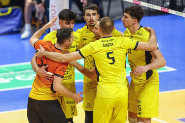 PlusLiga. PGE GiEK Skra Bełchatów na fali wznoszącej. Kolejna przegrana na koncie Jastrzebskiego Węgla