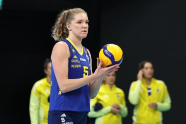 Zuzanna Górecka błyszczy na tureckich parkietach! Ekipa Korneluk wygrywa w derbach po ciężkim boku