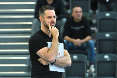 Trener złożył dymisję po blamażu z beniaminkiem