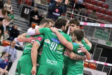 Siatkarska wojna w hali Urania! Tie-break na przewagi