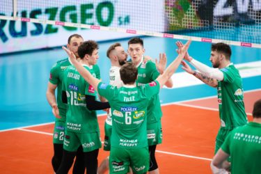 Grał na rozegraniu, był atakującym, a kontrakt w Olsztynie przedłuża jako środkowy