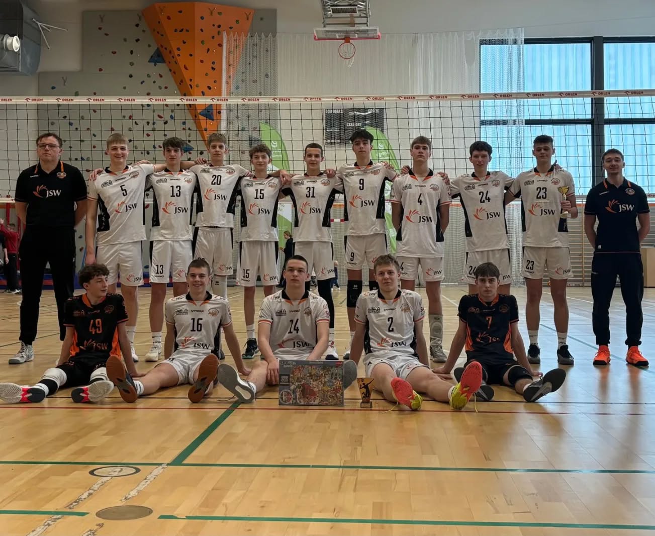 Młodzież Trefla Gdańsk i Jastrzębskiego Węgla poluje na kolejny medal. Młodzicy są już w półfinale