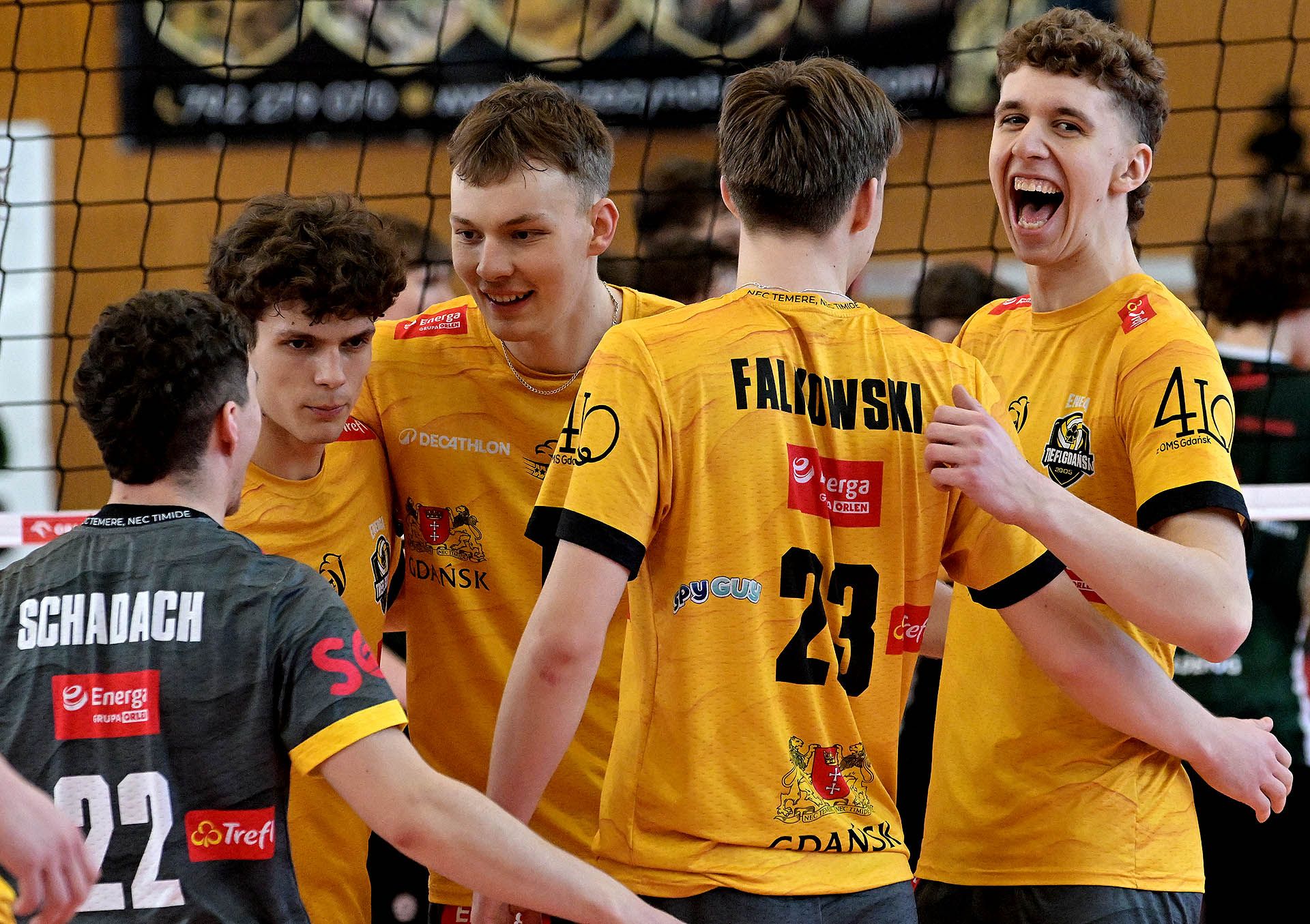 Gwardia Wrocław uciekła spod topora! Reszta faworytów bezbłędna