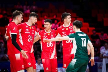 Liga Narodów mężczyzn. Biało-czerwoni z pierwszą porażką po pięciosetowej walce