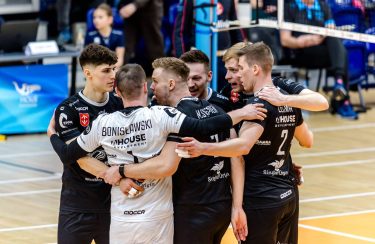 I liga mężczyzn: Sentymentalne powroty i spotkania starych znajomych