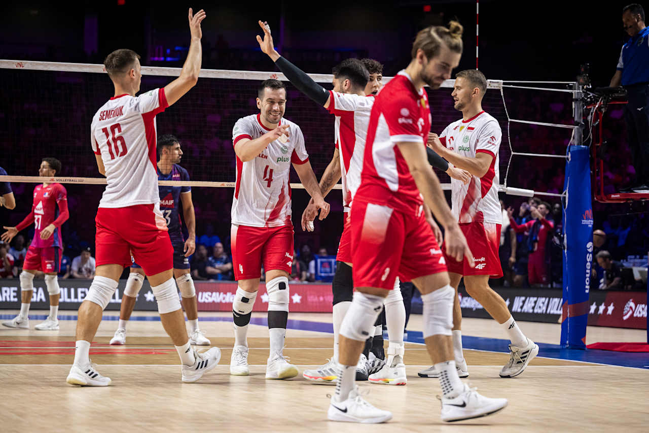 Liga Narodów. Polacy deklasują i gonią Amerykanów. Co na to reszta?