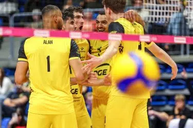 PGE GiEK Skra Bełchatów z drugim zwycięstwem. Z faworytem do medali biła się w tie-breaku 