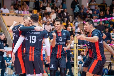 TAURON Liga. Asseco Resovia źle zaczęła, ale potem zdominowała rywala